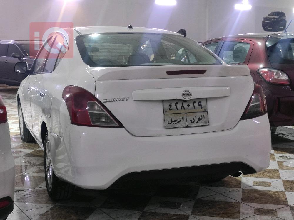 Nissan Sunny